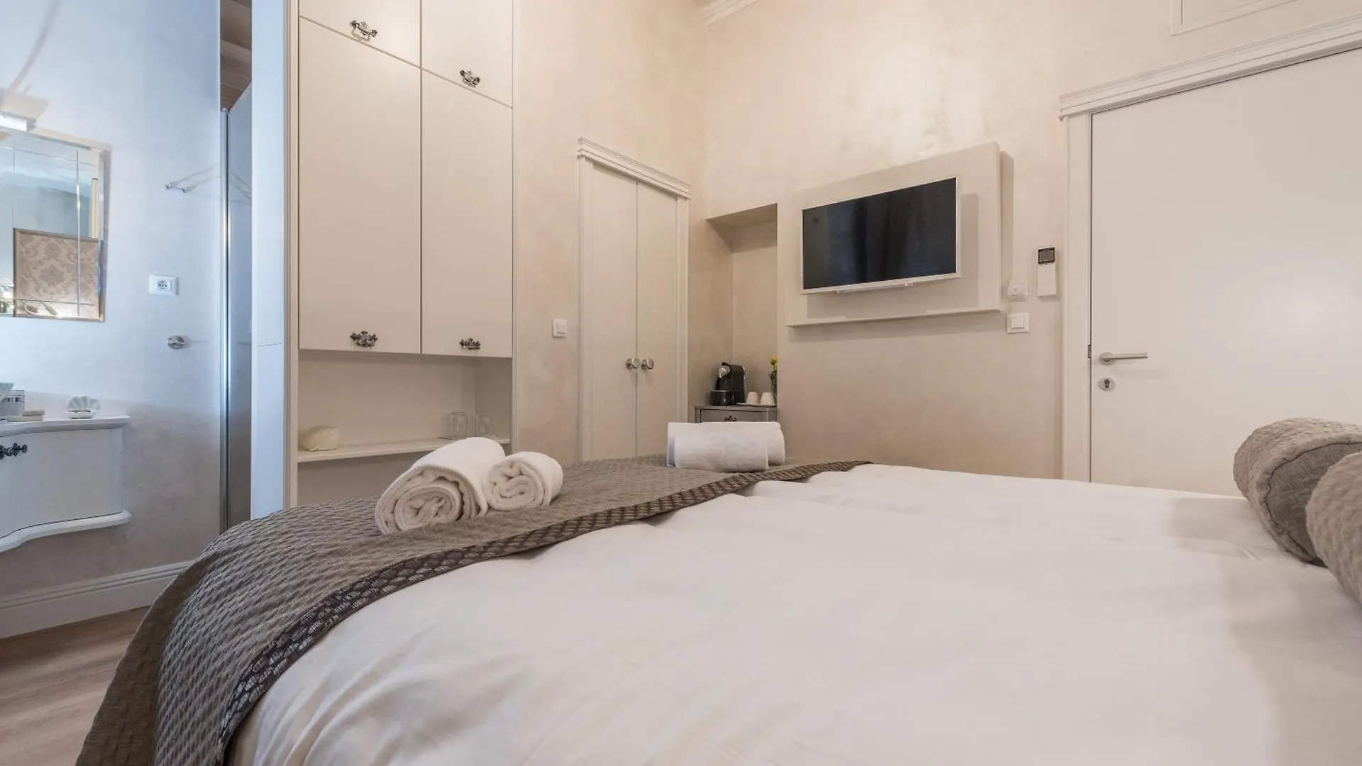 Zara Palace - Design Rooms Croatie