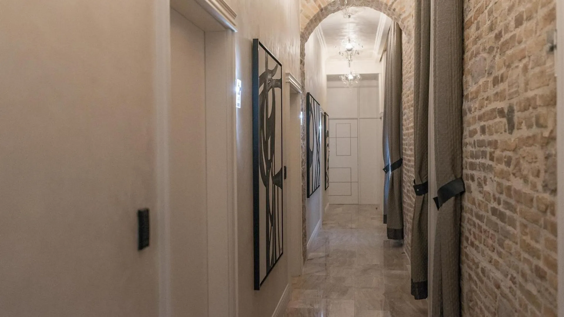 Zara Palace - Design Rooms Zadar